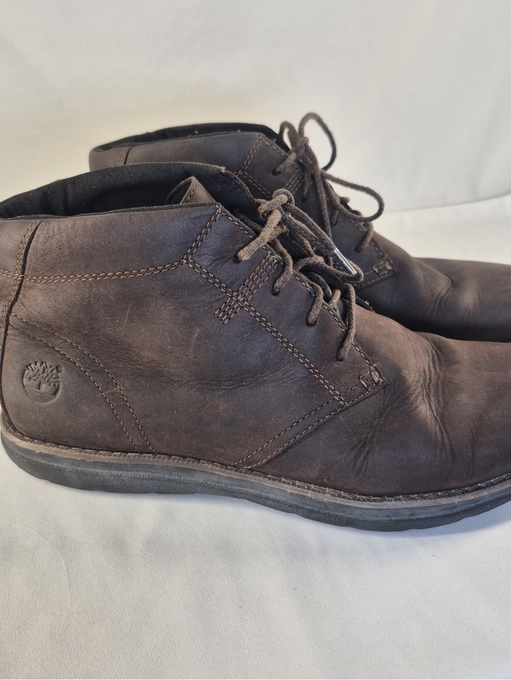 Timberland Men’s 10.5 Brown Leather Lace Up Edgemont Chukka Desert Chucka Boots